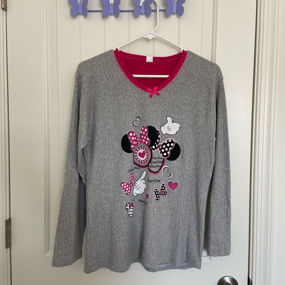 EUC | Unbranded women’s Minnie Mouse warm sleepwear top — XL